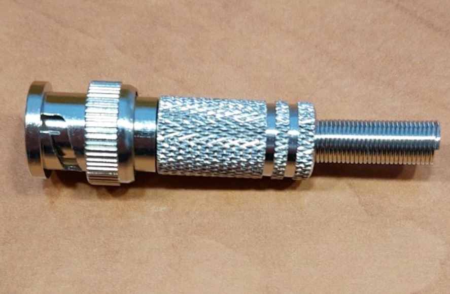 BNC dugó / forrasztható