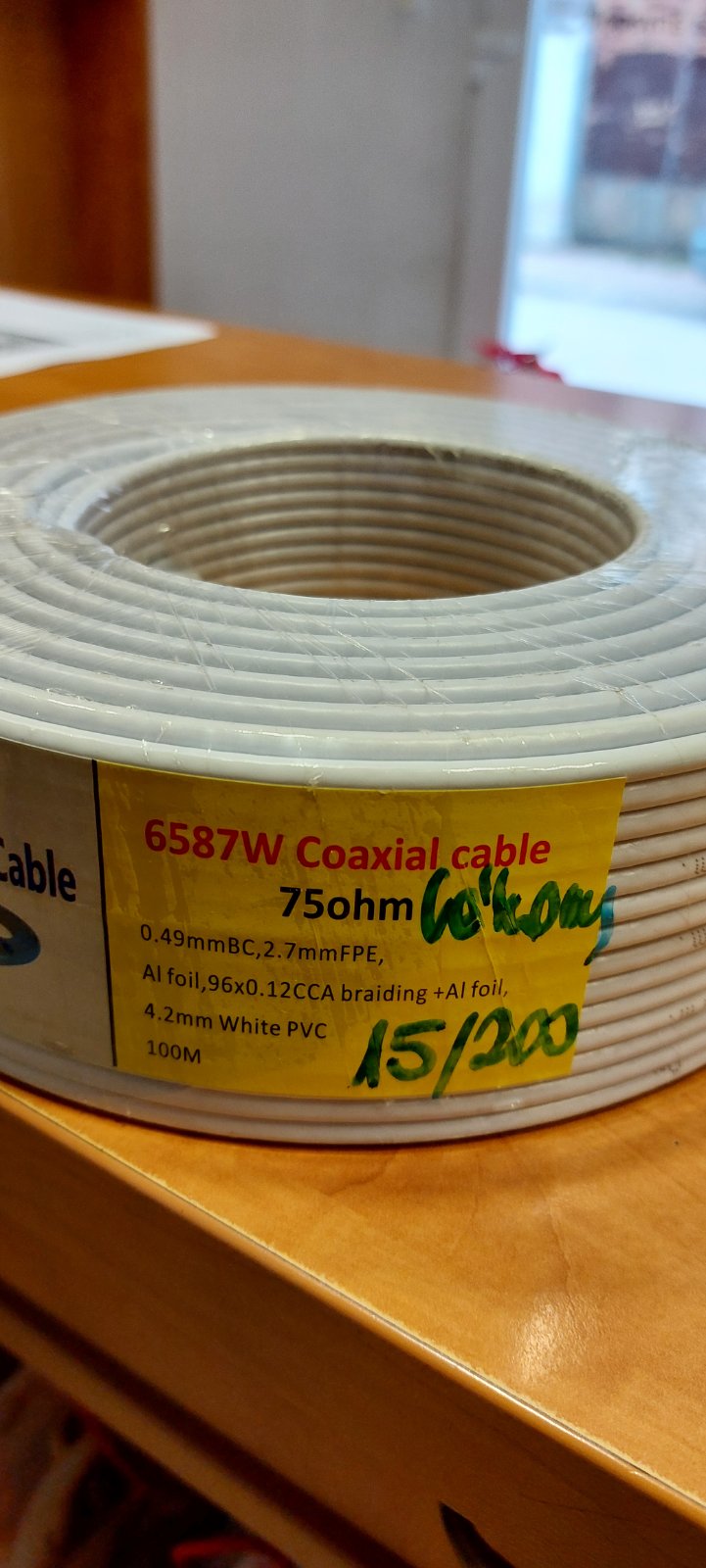 T-174/U 6587W / 75 ohm.  4,2 mm koax kábel